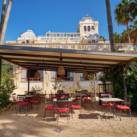 Otel Ciutat Jardi 4*
