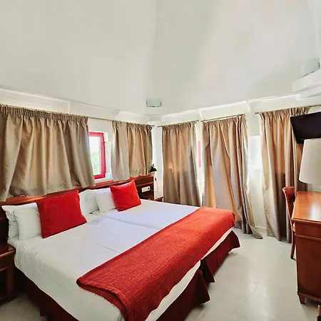 Ciutat Jardi Hotel