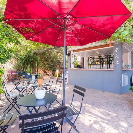 Ciutat Jardi Hotel
